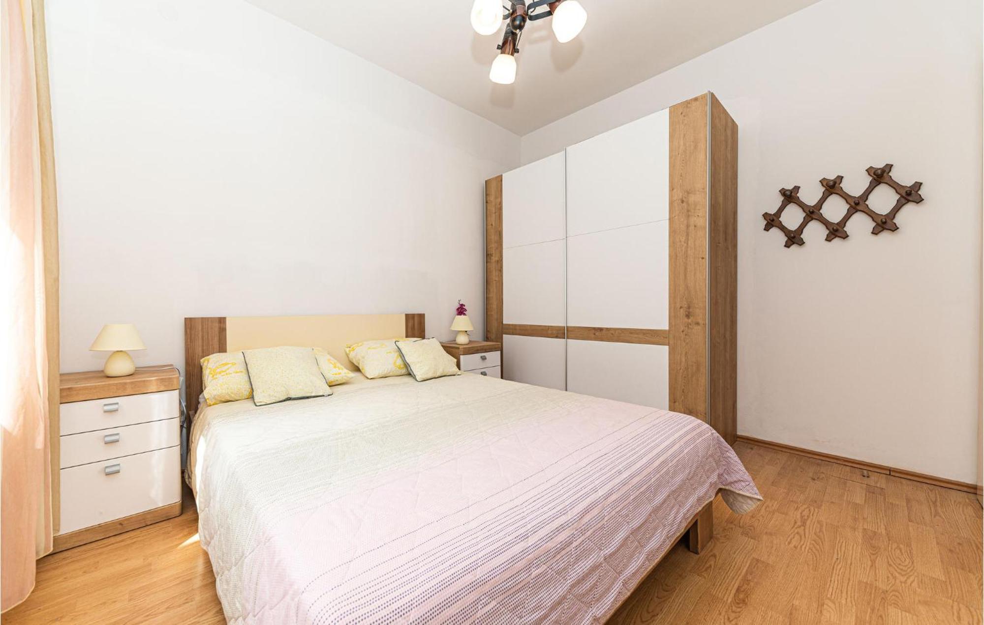 Gorgeous Home In Kastel Gomilica With Wifi Kastela Dış mekan fotoğraf